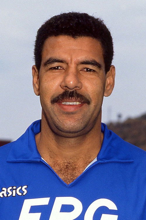 Toninho Cerezo as Self