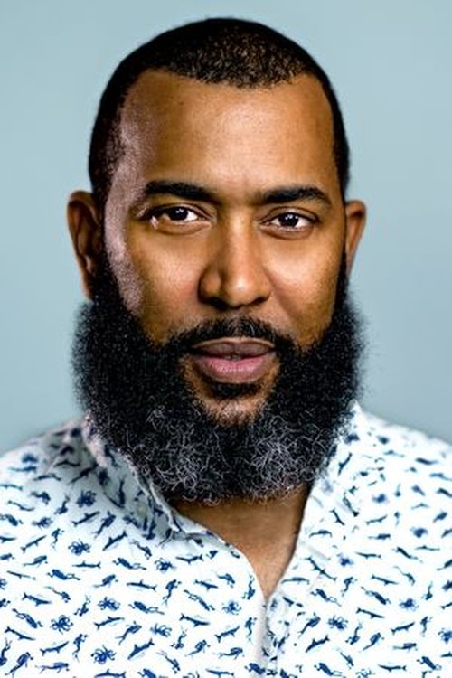 Felonious Munk as DJ Dee Nutz