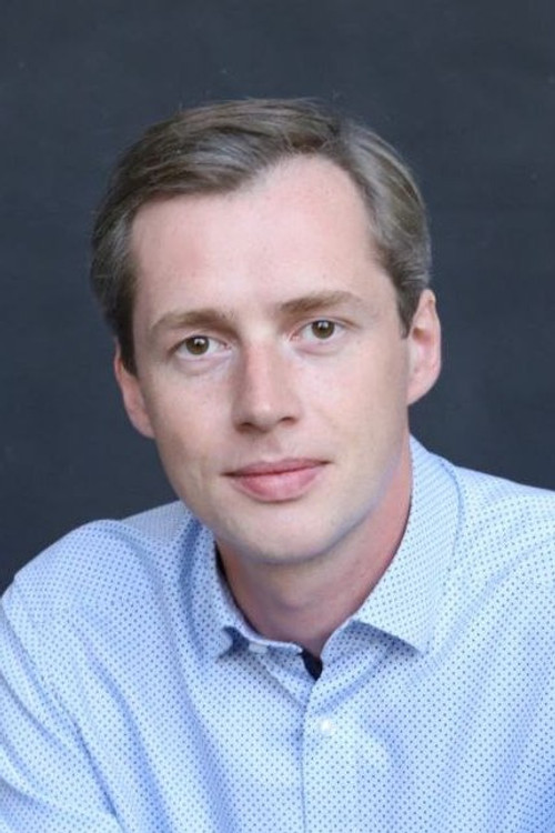 Sergey Beskakotov as Антон Войтецкий, ботаник