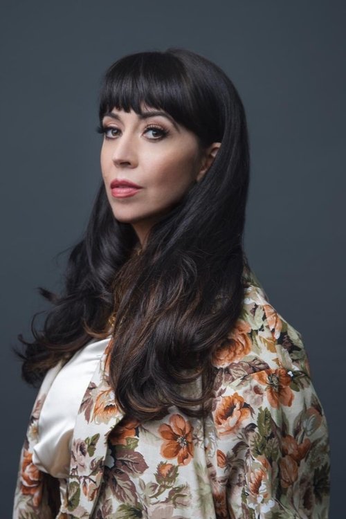 Chelsea Devantez as Gloria