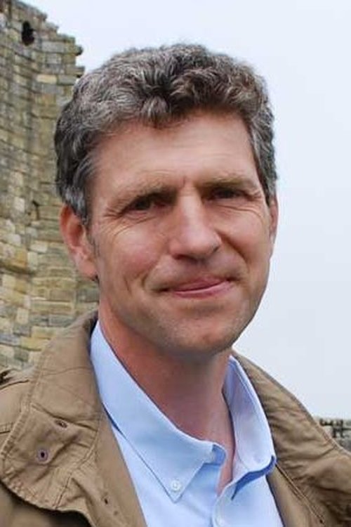 Ben Robinson as Self - Presenter