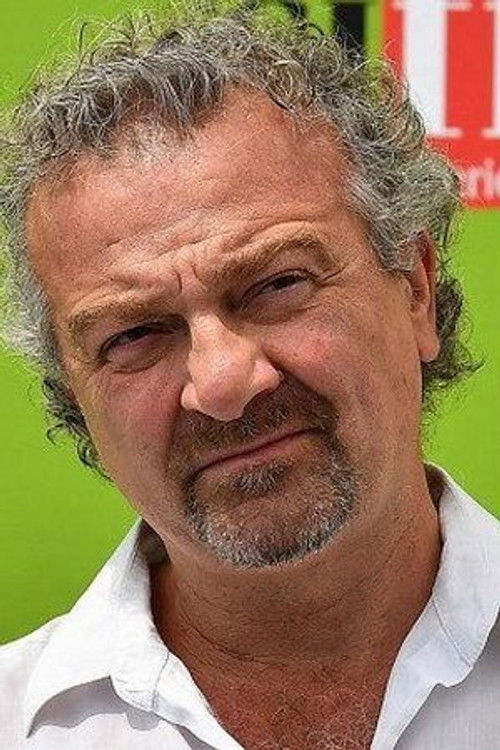 Giovanni Veronesi as Anarchico