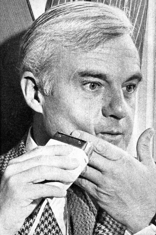 Jean Marsan as The seller