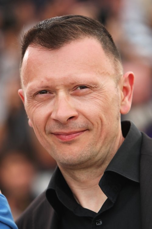 Vincent Patar as Cheval (voice)