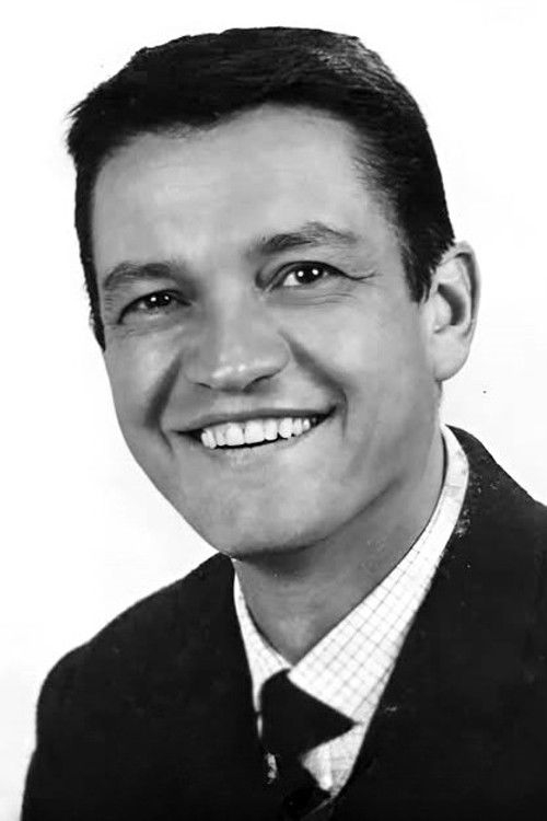 Jean Gaven as Alexandre Buisson