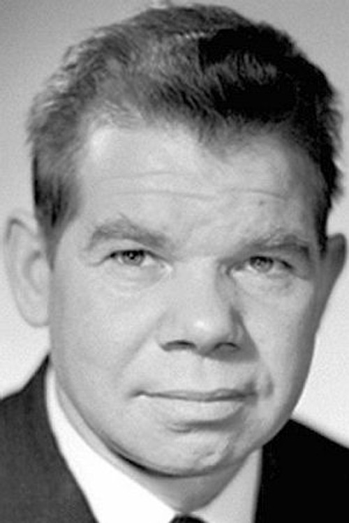 Nikolai Karnaukhov as Old man