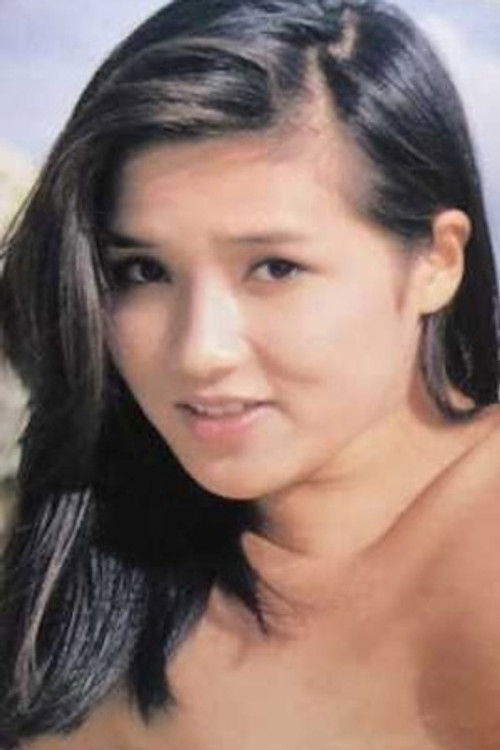 Arisa Hayashi as Tomomi