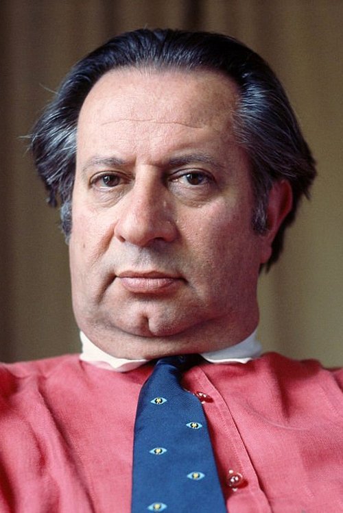 Tinto Brass as Comendator Scarfatti (uncredited)