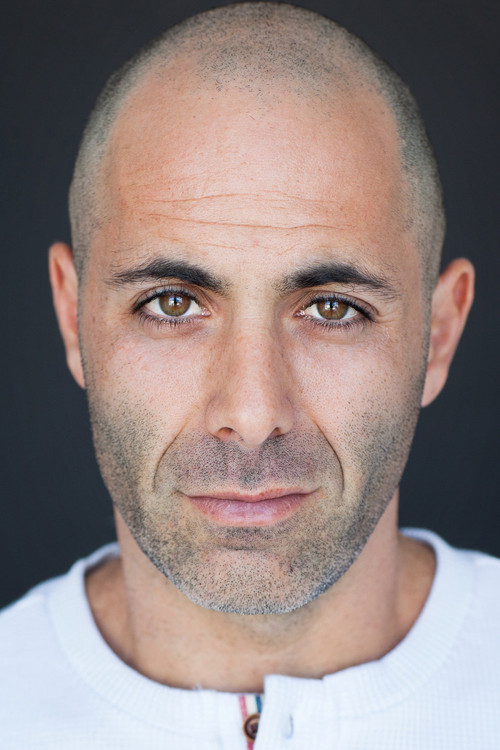 Matthew Jayson Cwern as Leo