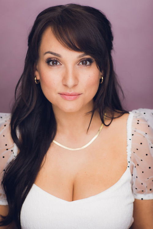 Alexandra Giorgio as Bernice