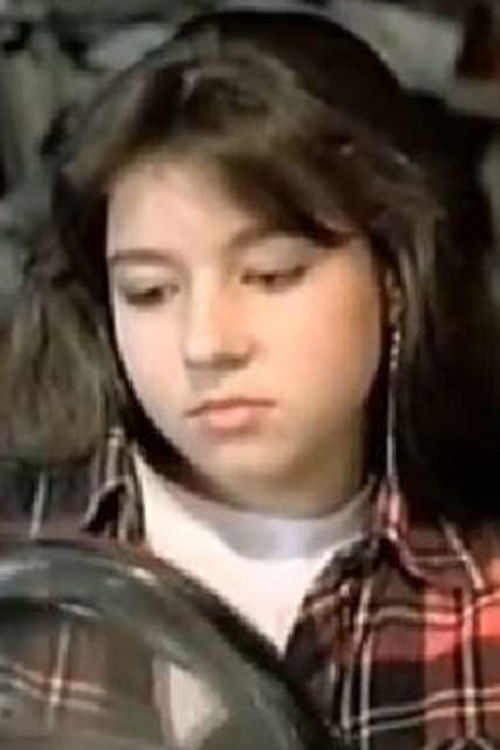 Olya Lymar as Syuzanna - podruga Viki