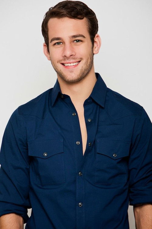 Quinn Jaxon as Bennie