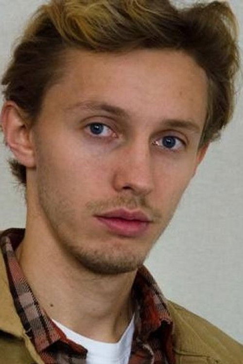 Martin Laurits as Kasper