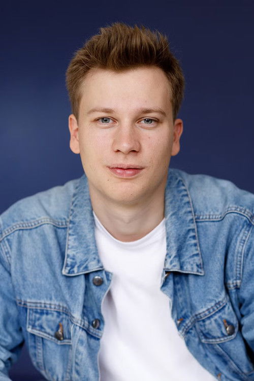 Jannis Roth as Sebastian Herrmann