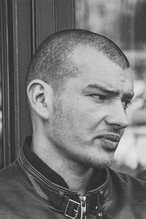 Mehdi Vandal as Evan