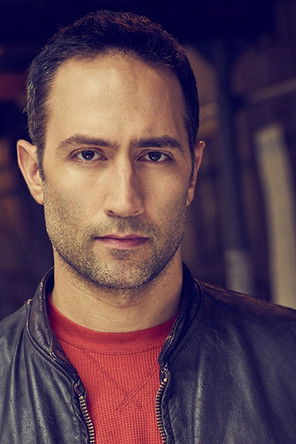 Gary Lee Mahmoud as Stuart Sagle