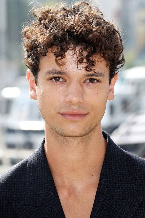 Tristan Zanchi as Ayoub