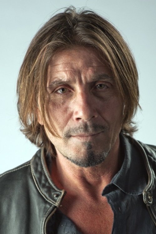 Richard Sarafian Jr. as Dominic