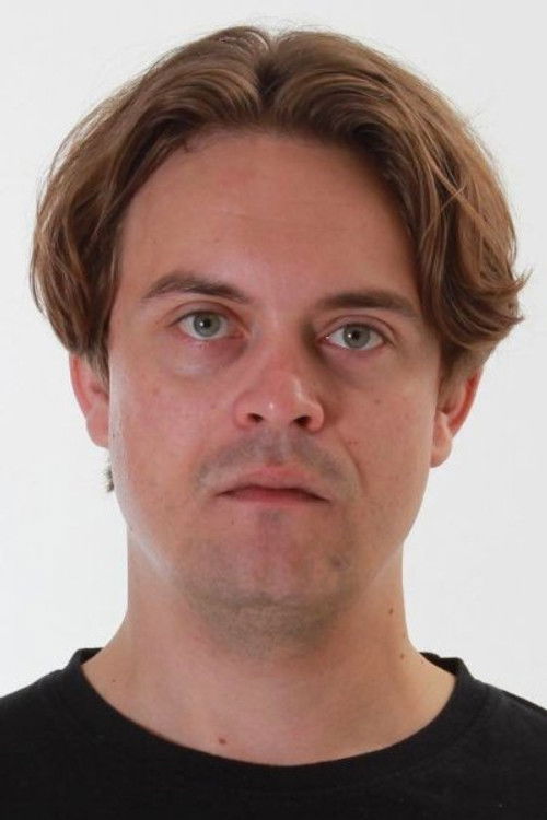 Christian Matschofsky as Ronni, Lillians brat