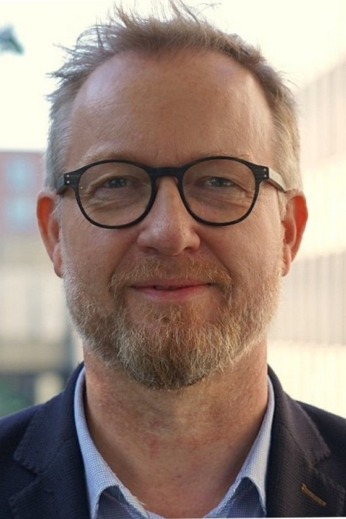 Lars Aarup as Livstilsekspert
