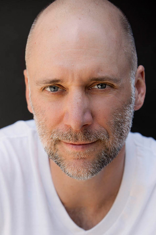 Carlo Mestroni as Detective