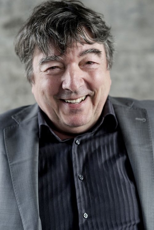 Bernhard Leute as Stefan