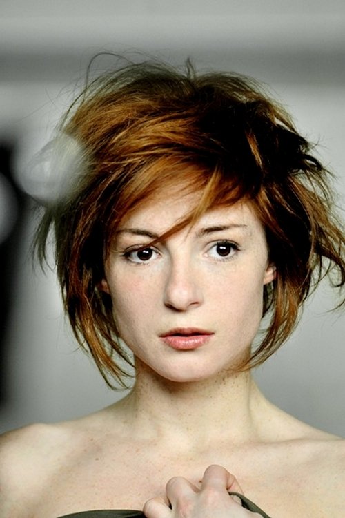 Valentina Bartolo as Melissa