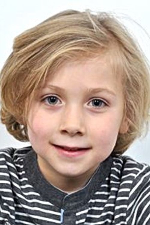 Antonin Brunelle-Rémy as Bastien