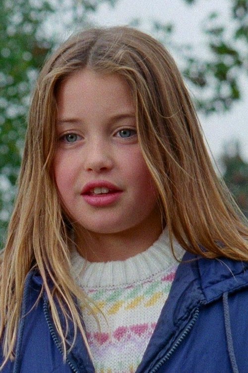 Alice Henri as Louise aka Louloute