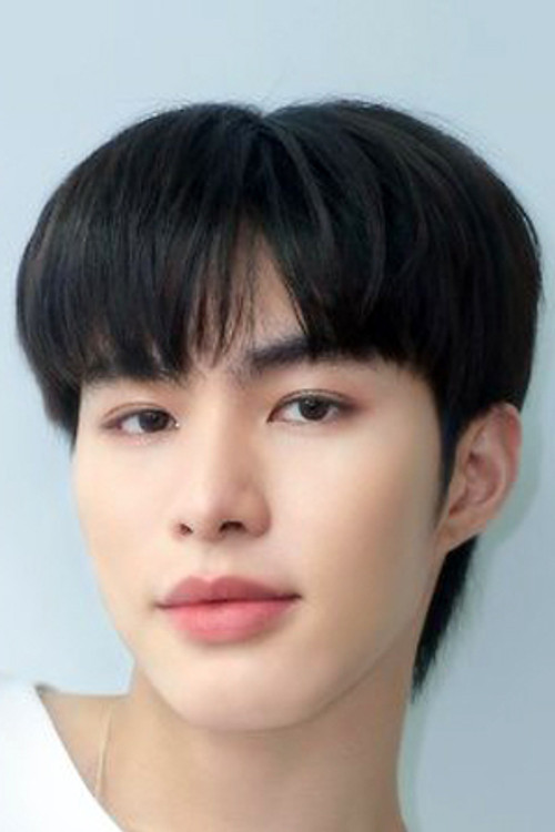 Krittawat Suwanich as Dream