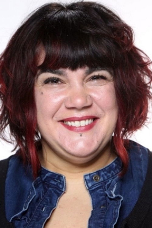 Natacha Davidovic as Woman of couple 1