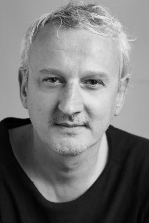 Nicolas Simon as Rubin