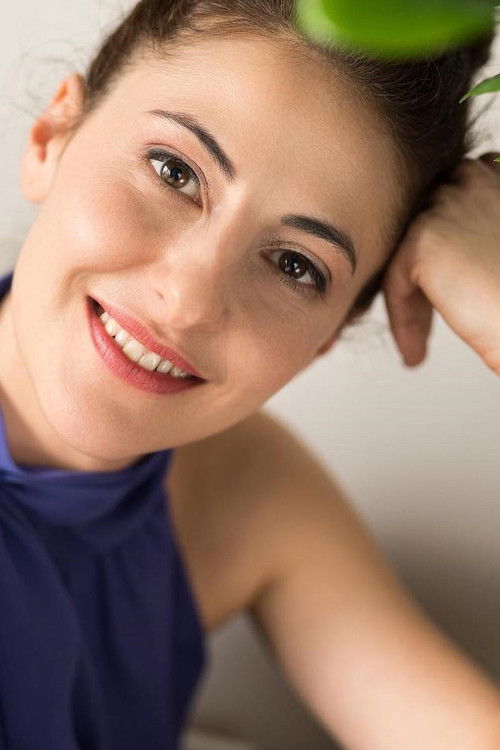 Mila Bancheva as Nadezhda