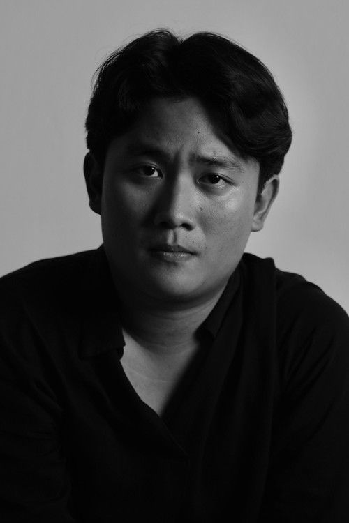 Jakkaphat Rungsang as Security Officer