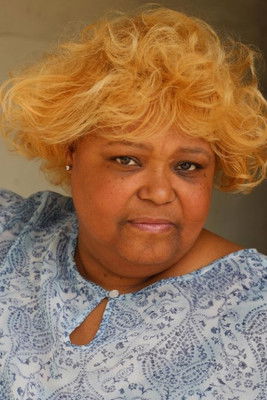 Yvette Mercedes as Mona