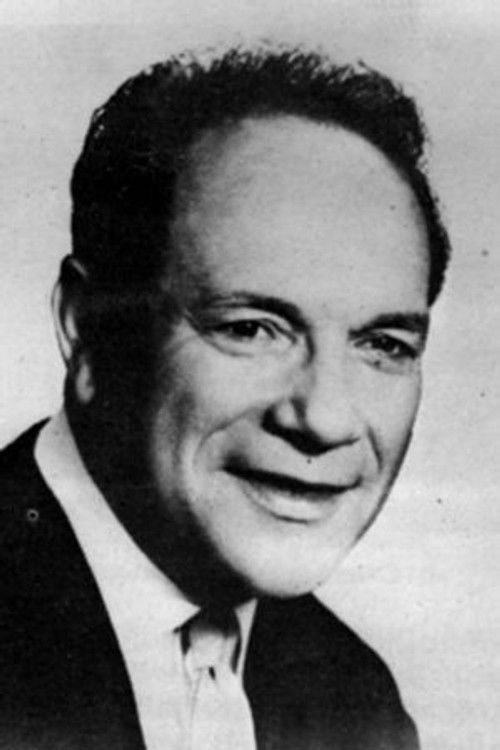 Daniil Sagal as Marshal Voroshilov