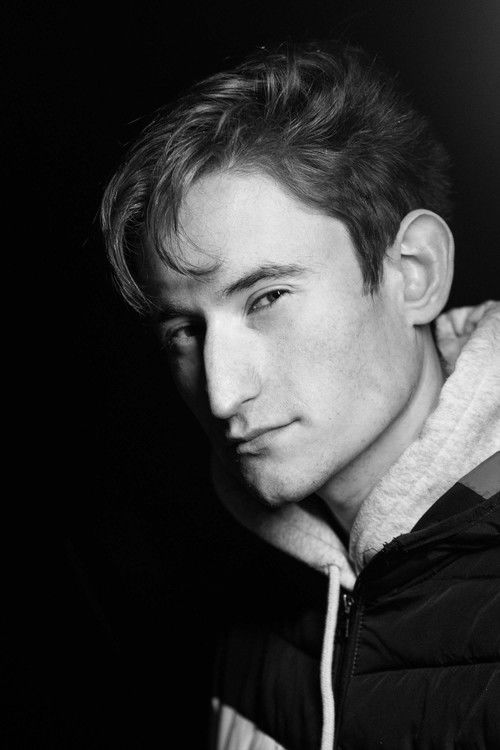 Maurice Bartz as Rob