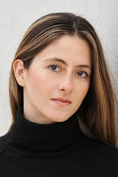 Petra Mavridi as Semeli