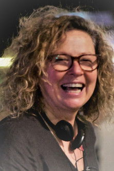 Madeleine Blackwell as Bev