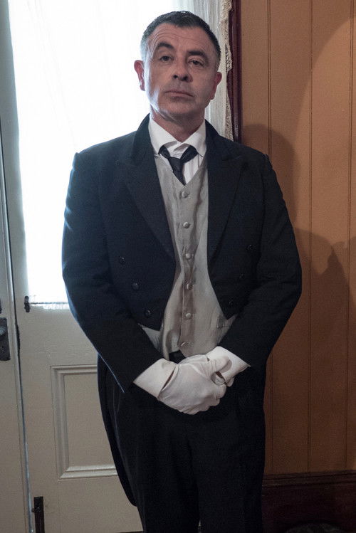 Eric Wilson as Flogdell