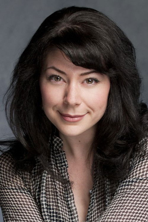 Marla McLean as Lisa