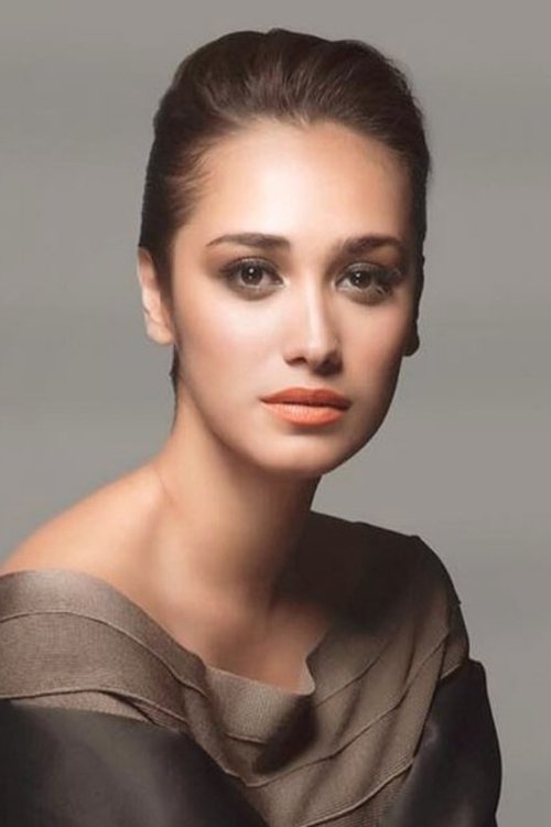 Alexandra Gottardo as Zakiyah