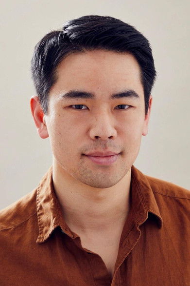 Matt Tang as Darren