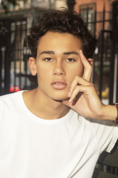 Joaquin Foster as Luke