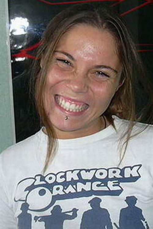 Alessia Amendola as Isolde