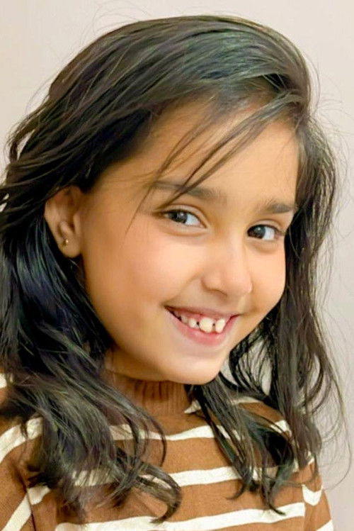 Mannat Murgai as Roli Chaddha