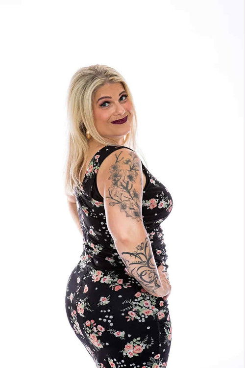 Lia Pizzuti as The Hag