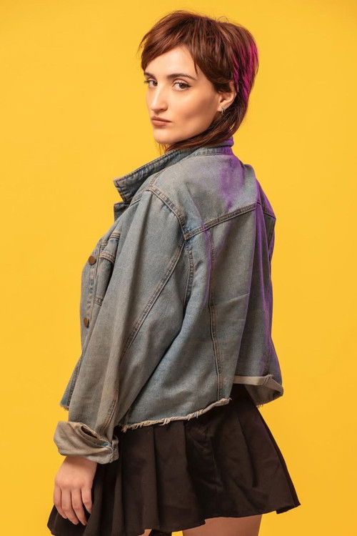 Anacleta Chicle as Ministra