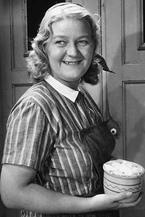 Henny Lindorff Buckhøj as 