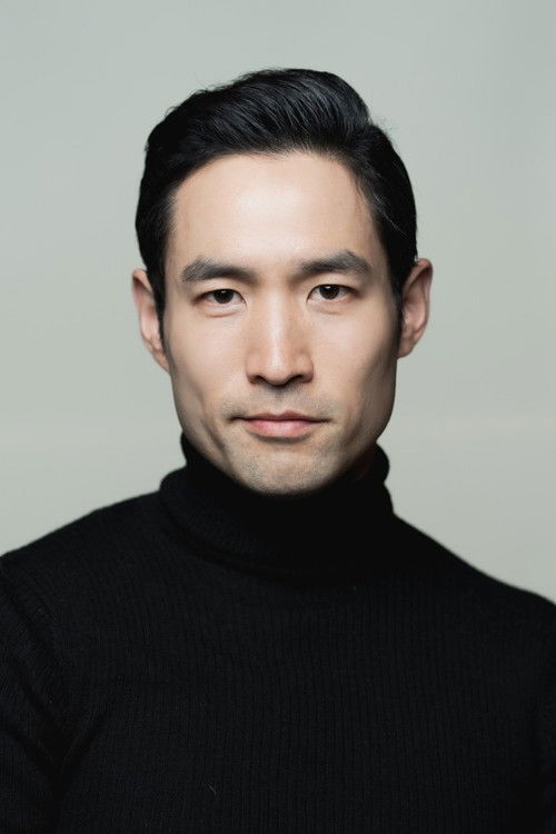 Joo Young-ho as Father